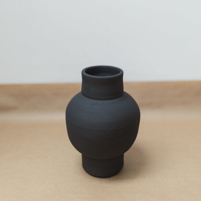 Keramikvase Matt Schwarz H23cm